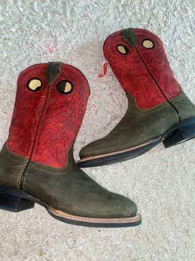 Justin Boots Gray Foot & Red Embroidered Shaft Pull-On Cowboy Boots